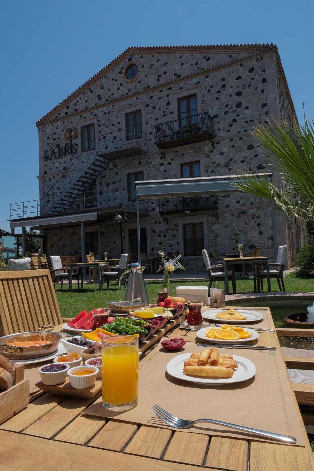 纯达拉毕斯酒店 Ayvalı 外观 照片